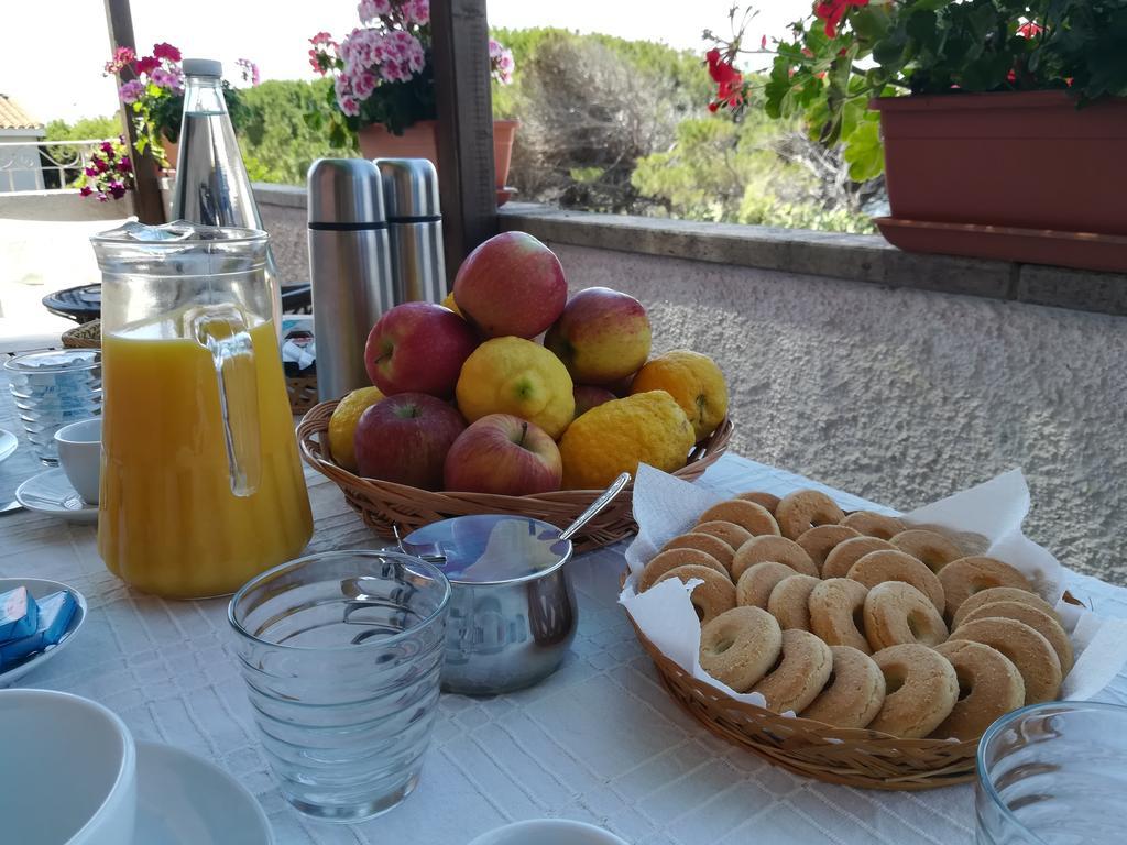 Bed and Breakfast Andrea E Valentina S'archittu Cuglieri Exterior foto