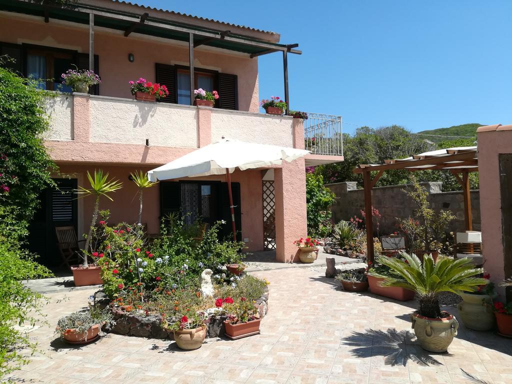 Bed and Breakfast Andrea E Valentina S'archittu Cuglieri Exterior foto